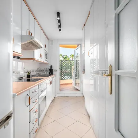 Beautiful 2 Bed With Amazing Views - Rdr203 Марбелья